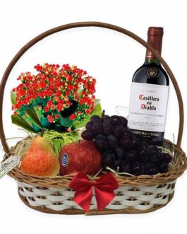 Cesto com Vinho, frutas e flores